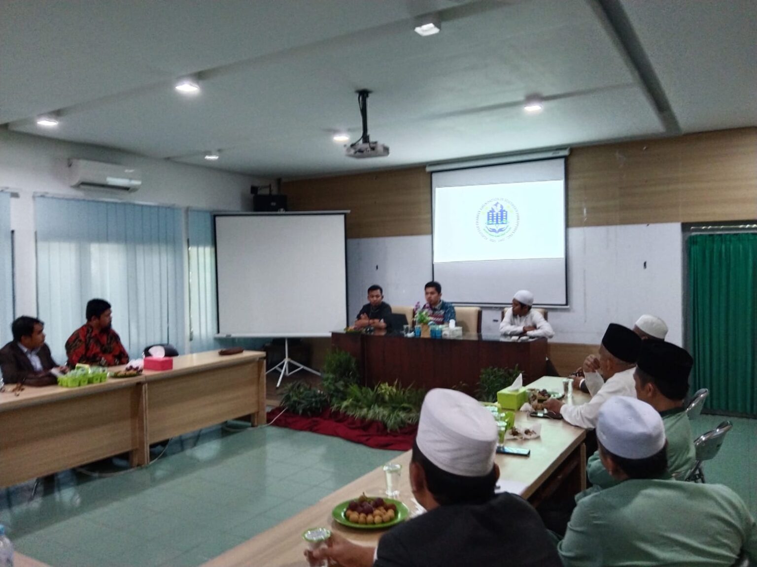 Pondok Pesantren Hidayatullah Surabaya Membangun Silaturrahim Antar ...