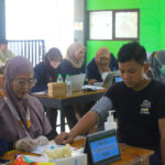 Pemeriksaan Kesehatan bagi Guru dan Santri di Hidayatullah Surabaya